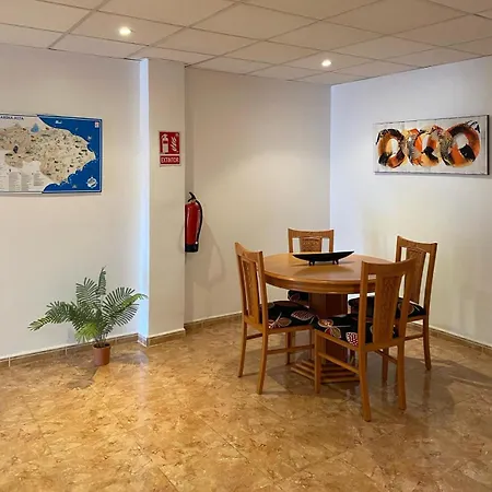 Reina Appartement *
