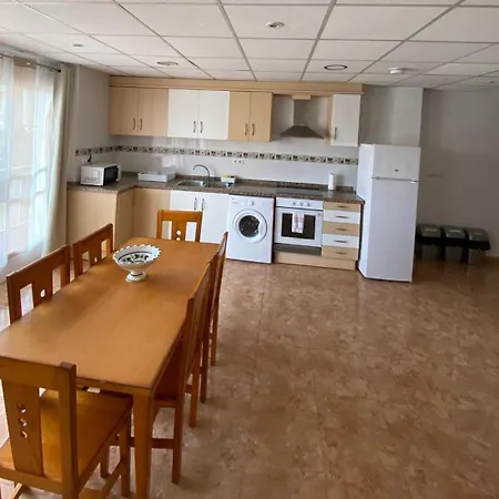 Reina Apartamento Pego